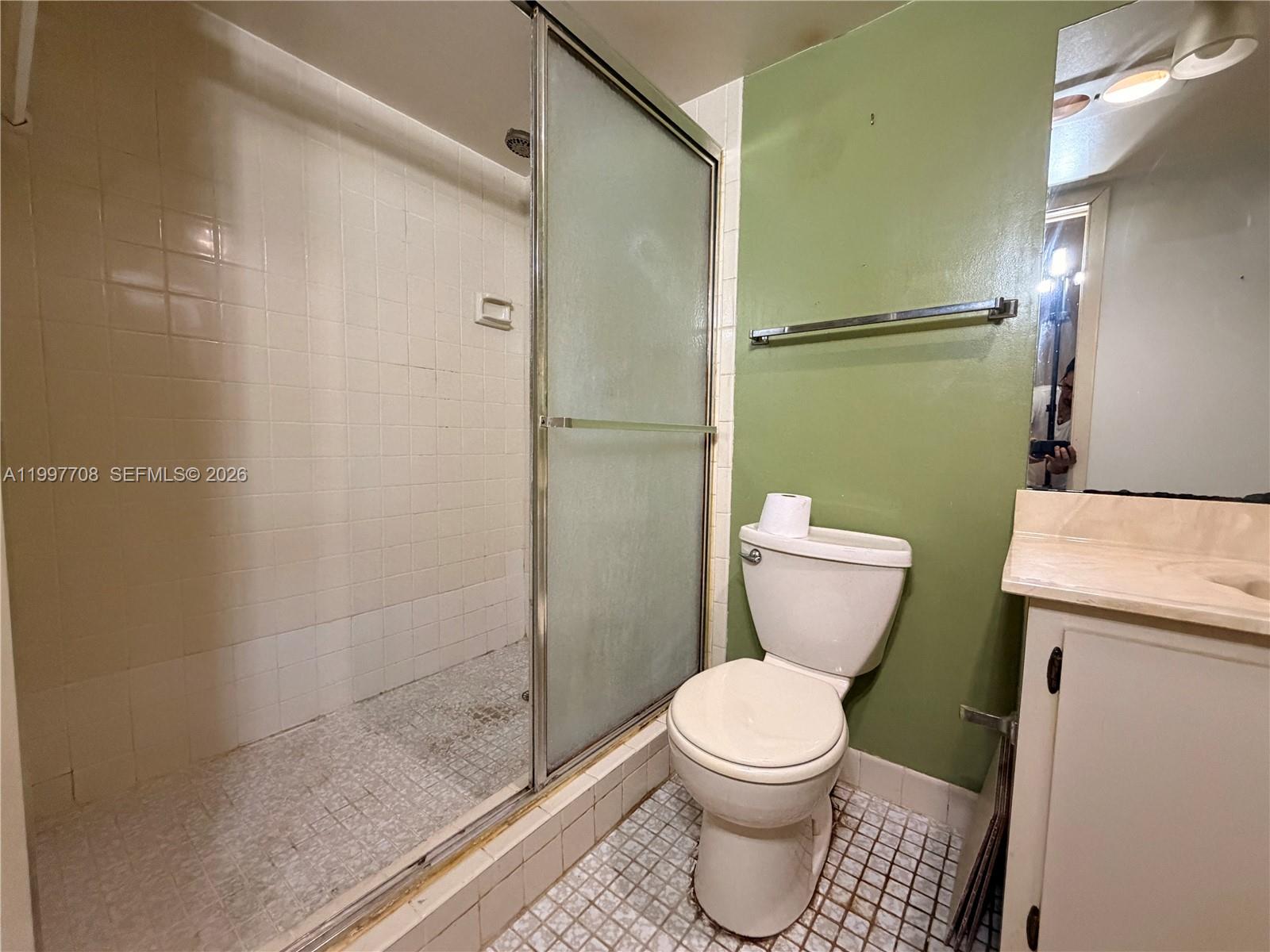 COUNTRY LANE CONDO #1 - Residential