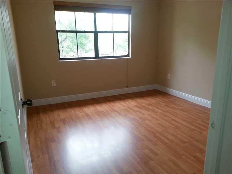 vista lago at the hammock - Residential Lease