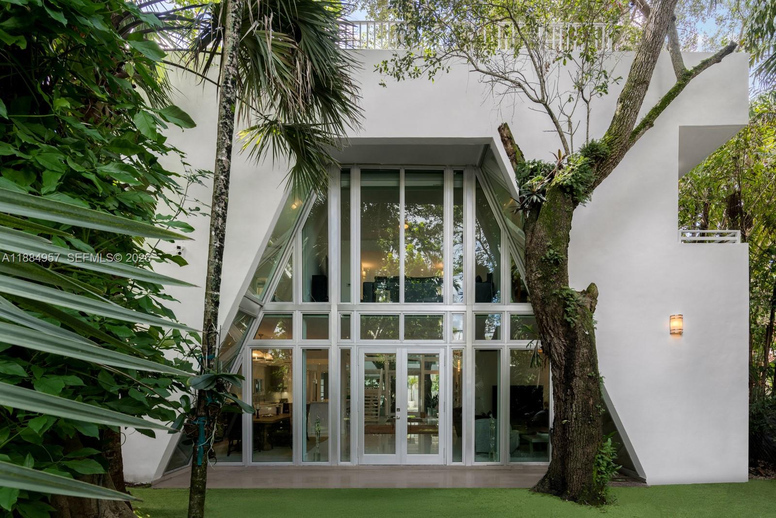 POMONA - Residential