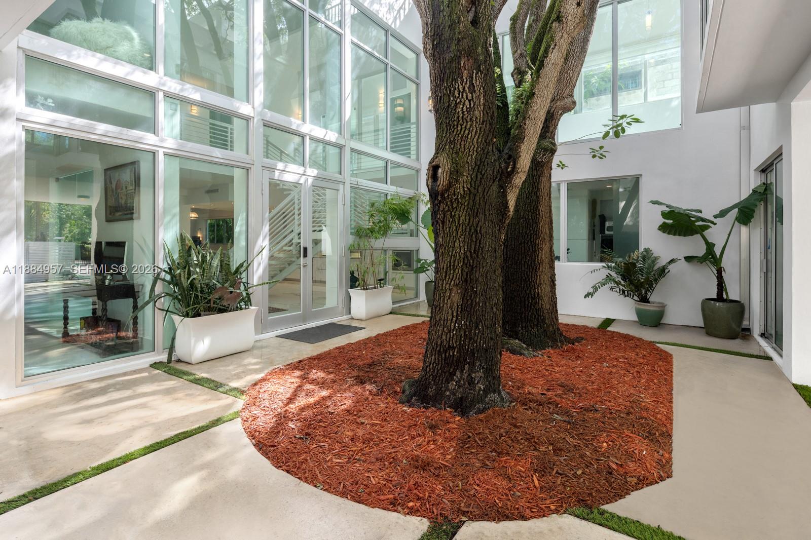 POMONA - Residential