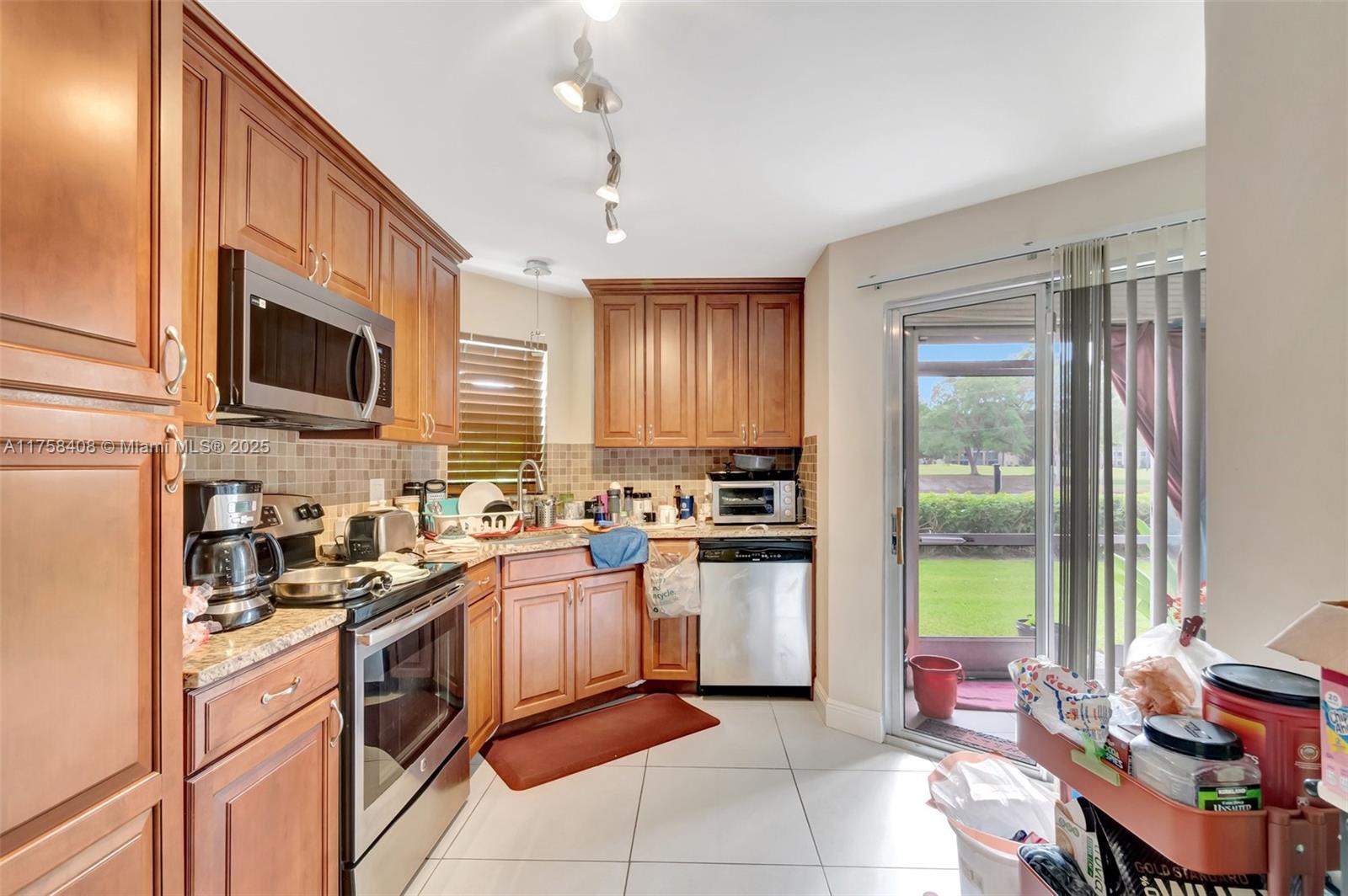POINCIANA PLACE CONDO A,B - Residential