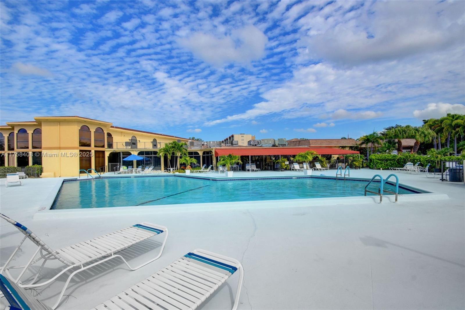 POINCIANA PLACE CONDO A,B - Residential
