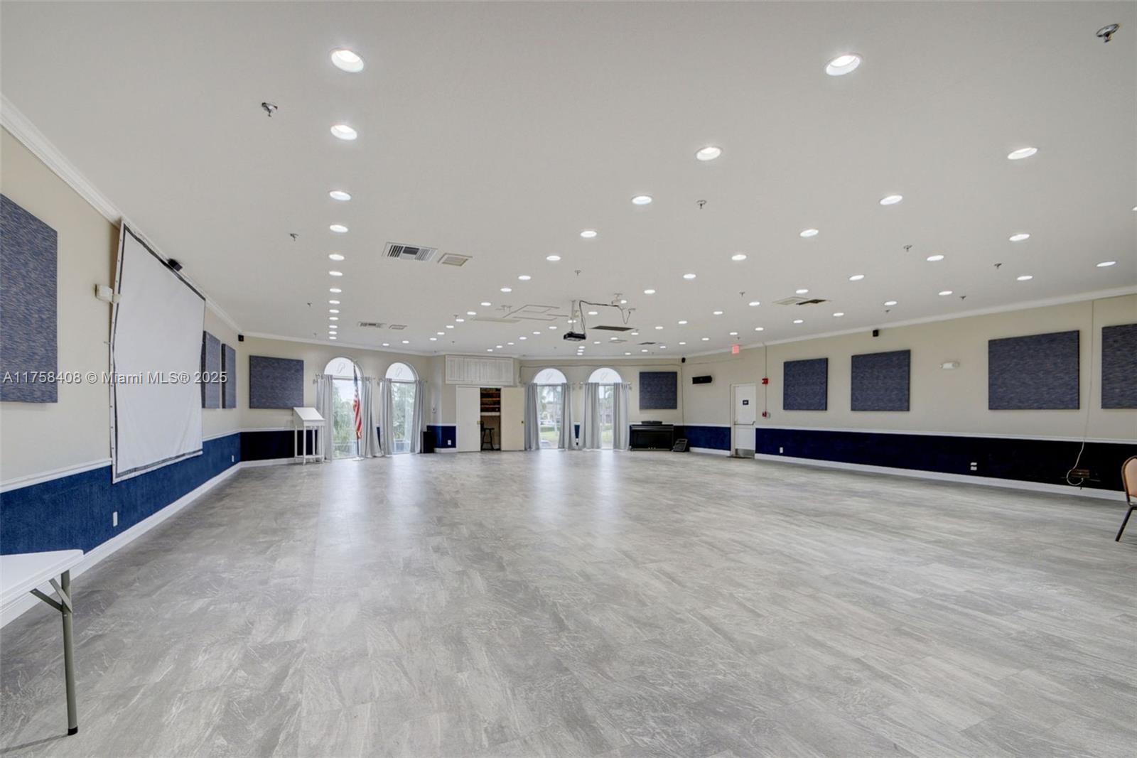 POINCIANA PLACE CONDO A,B - Residential
