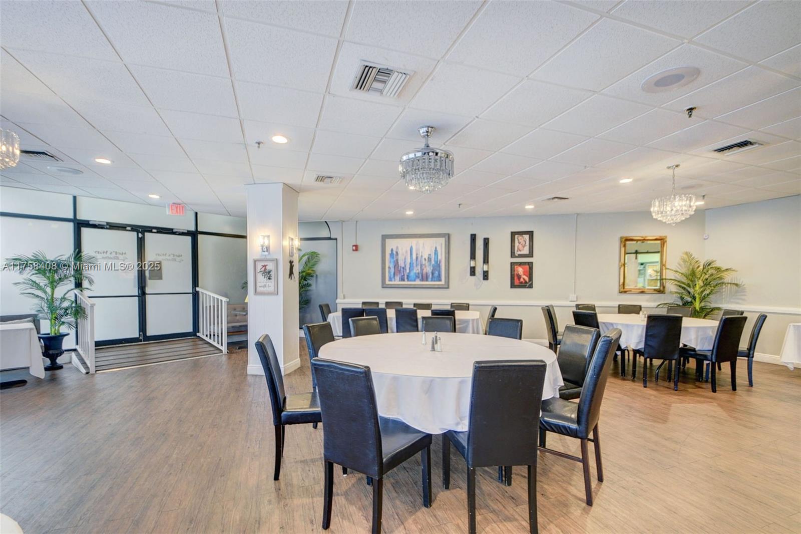 POINCIANA PLACE CONDO A,B - Residential