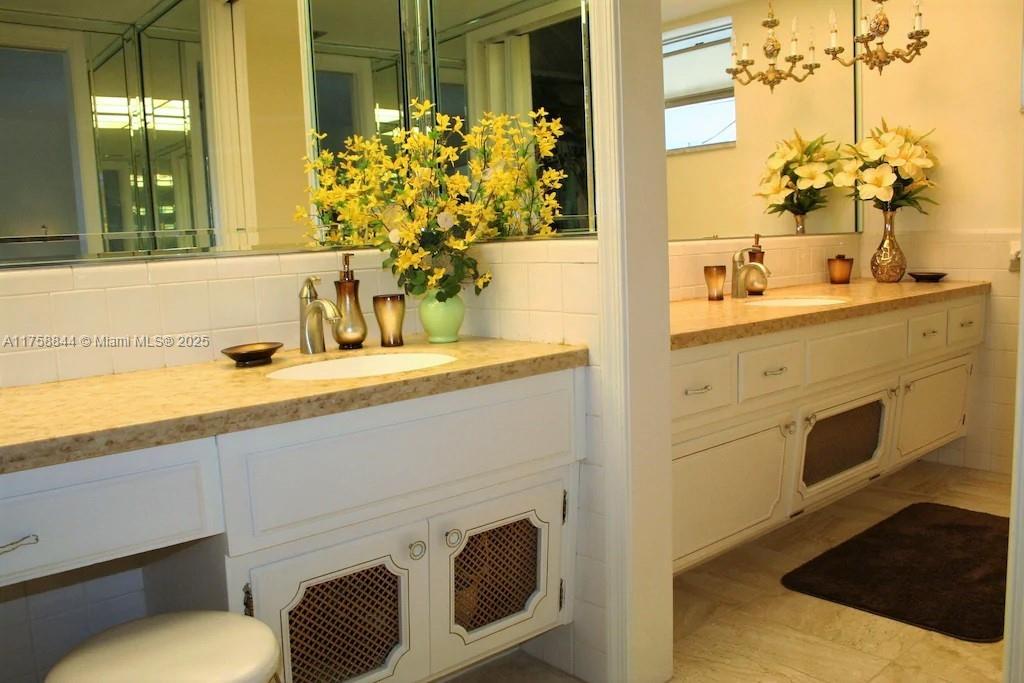 HARBOUR HEIGHTS ADD - Residential Lease