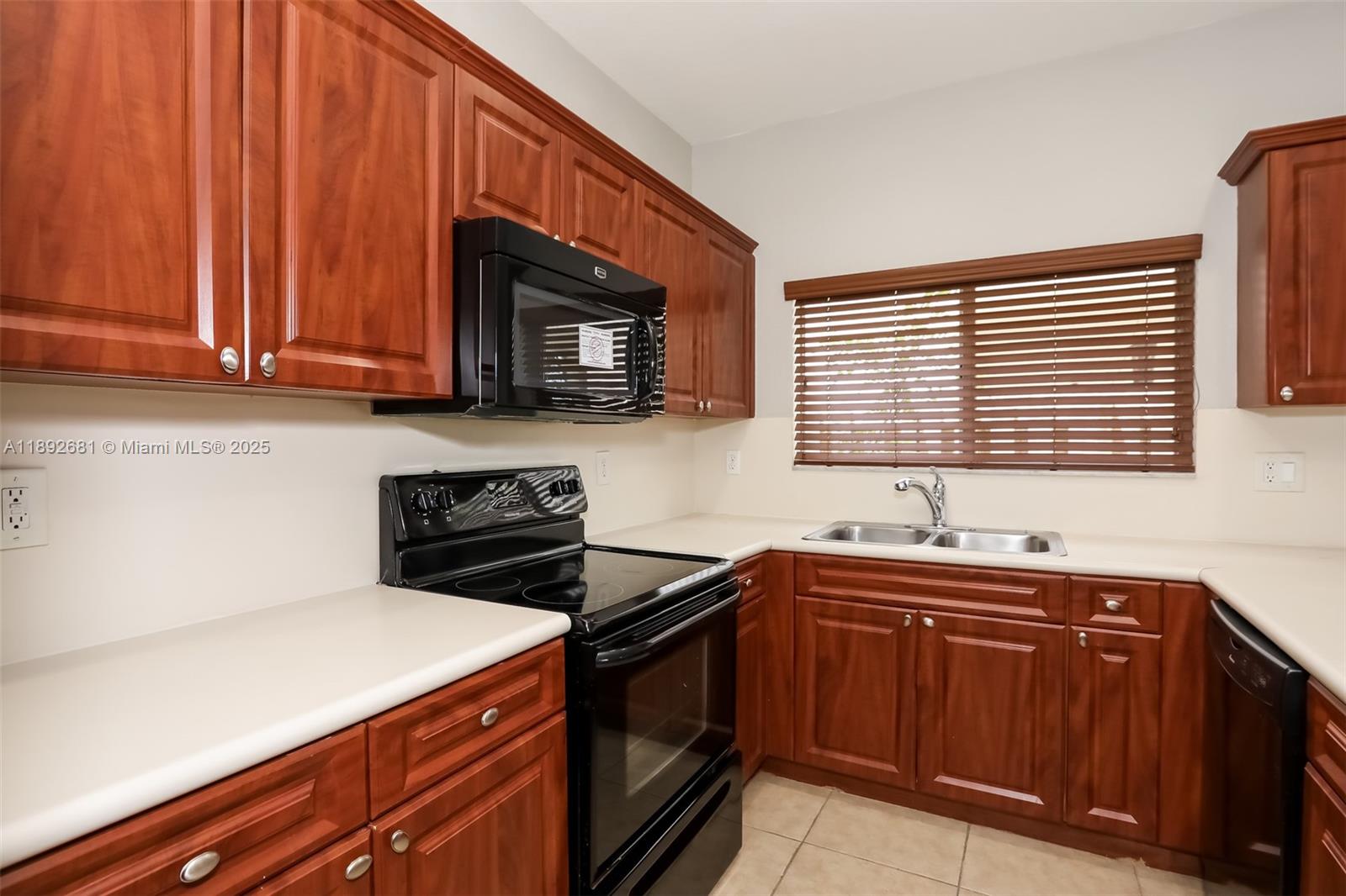 CARMENS PLACE - Residential Lease