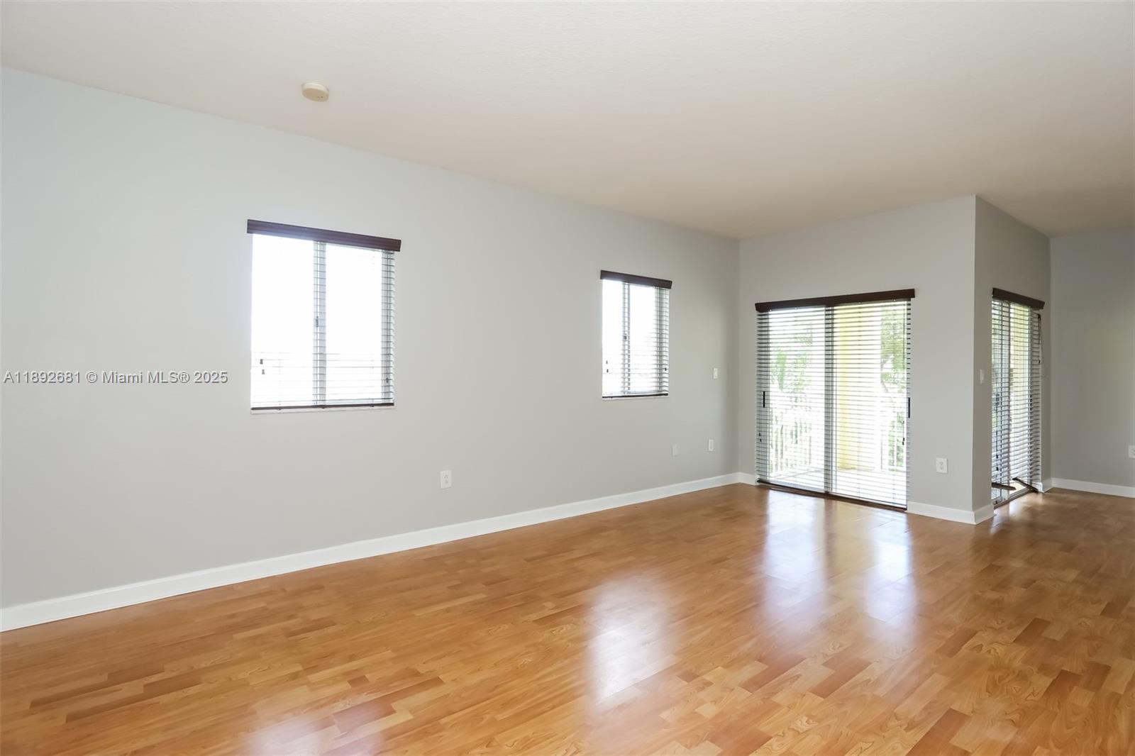 CARMENS PLACE - Residential Lease