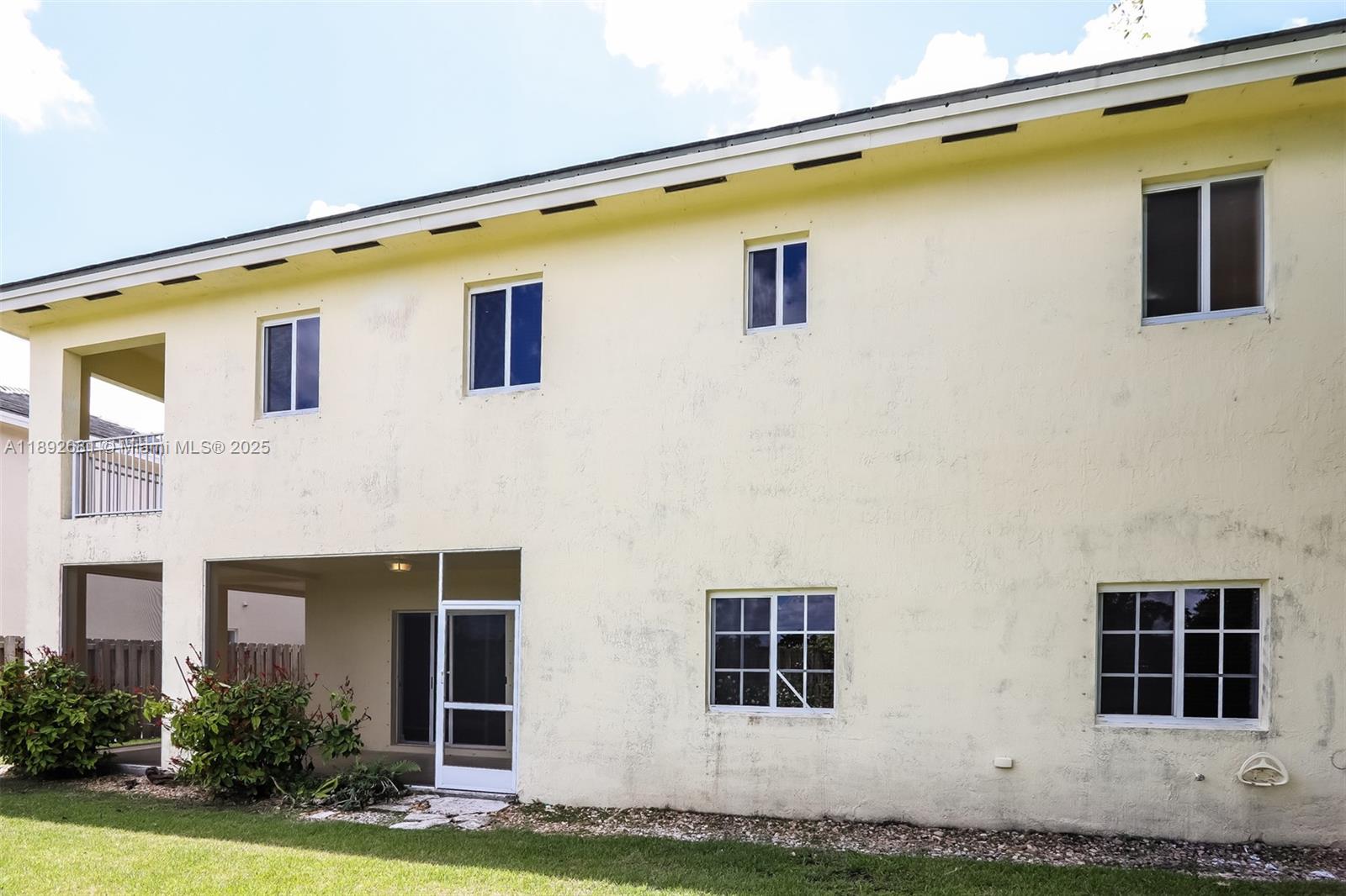CARMENS PLACE - Residential Lease