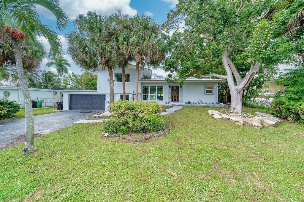 Photo of 2549 Tortugas Ln, Fort Lauderdale, FL 33312 (MLS # A11313401)