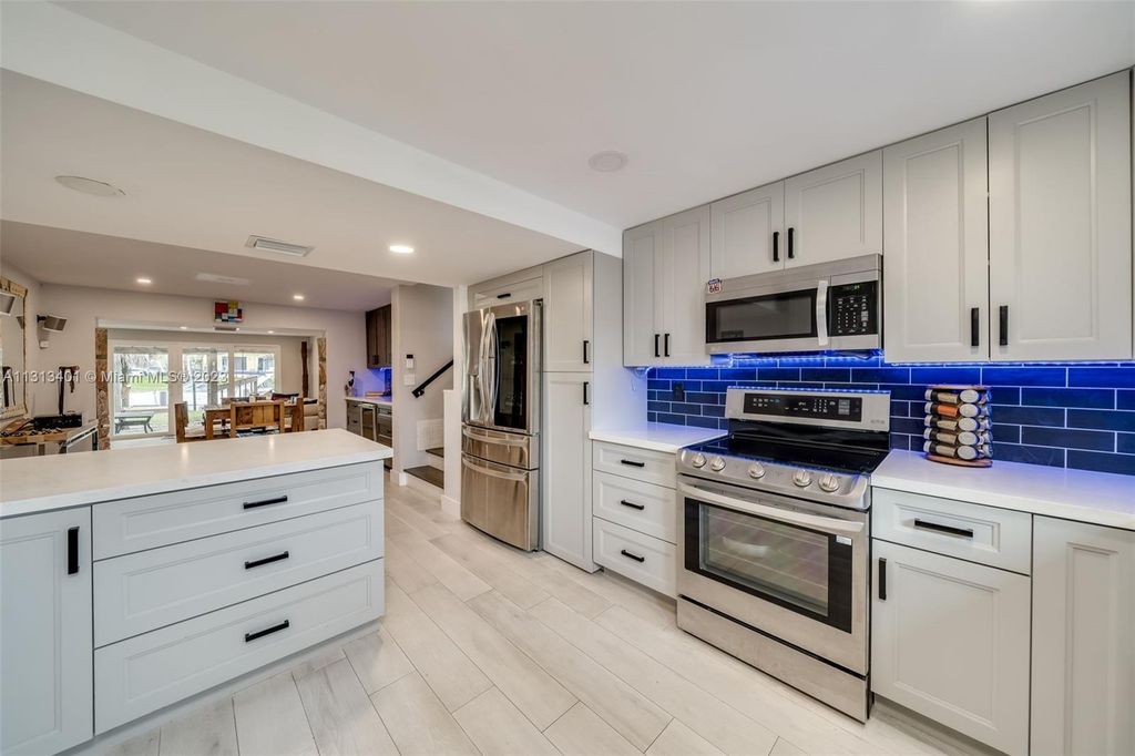 Photo of 2549 Tortugas Ln, Fort Lauderdale, FL 33312 (MLS # A11313401)