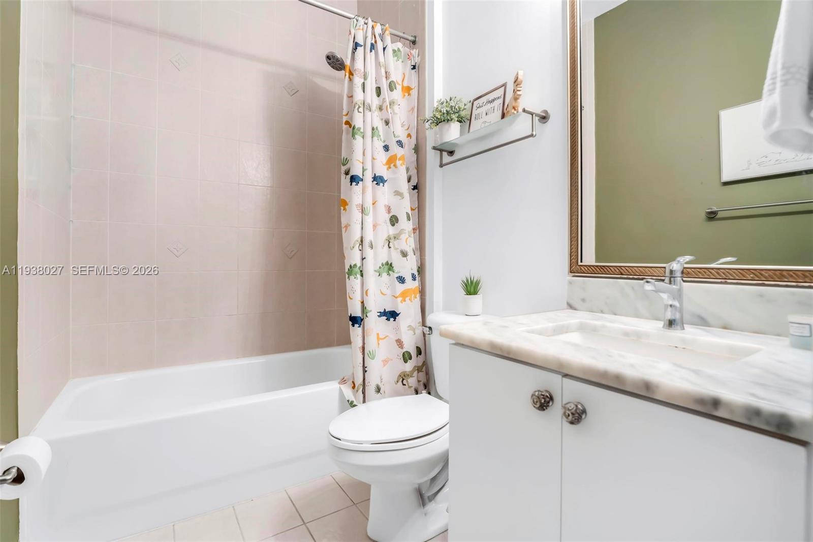 VILLAS AT HARBOR ISLES CO - Residential