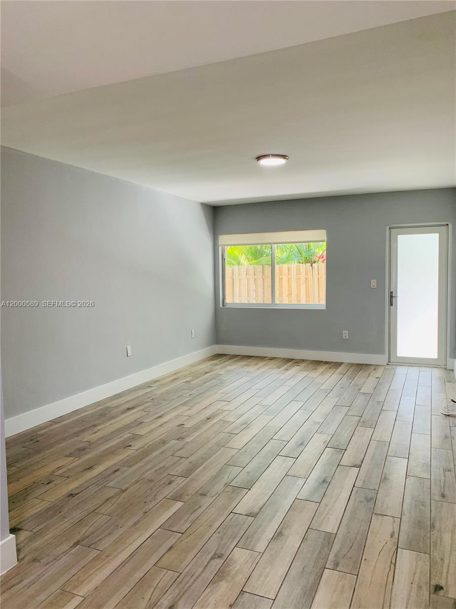 LENOX MANOR - Residential Lease