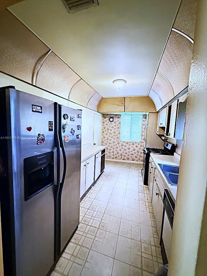 BRENT ESTS - Residential