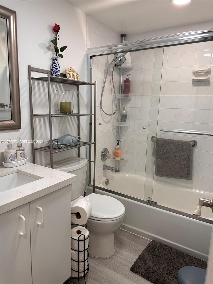 KINGS CREEK SO CONDO - Residential