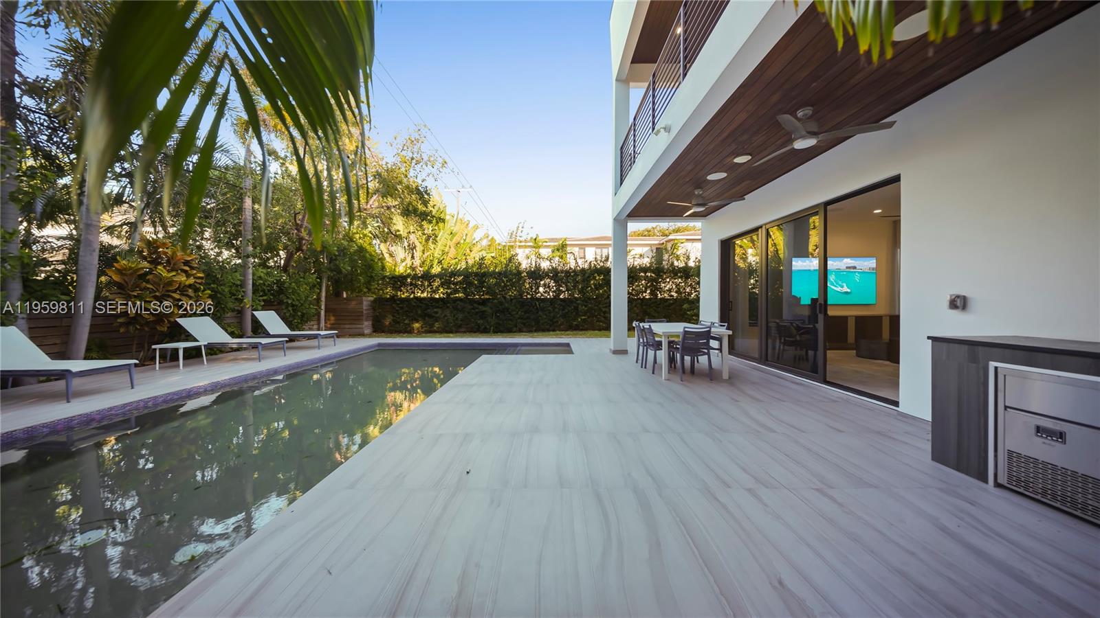 MIDDLE RIVER PARK - Residential