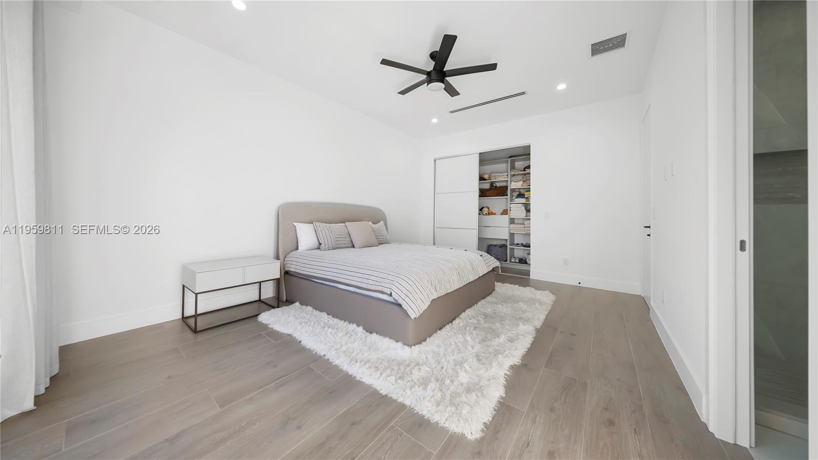 MIDDLE RIVER PARK - Residential