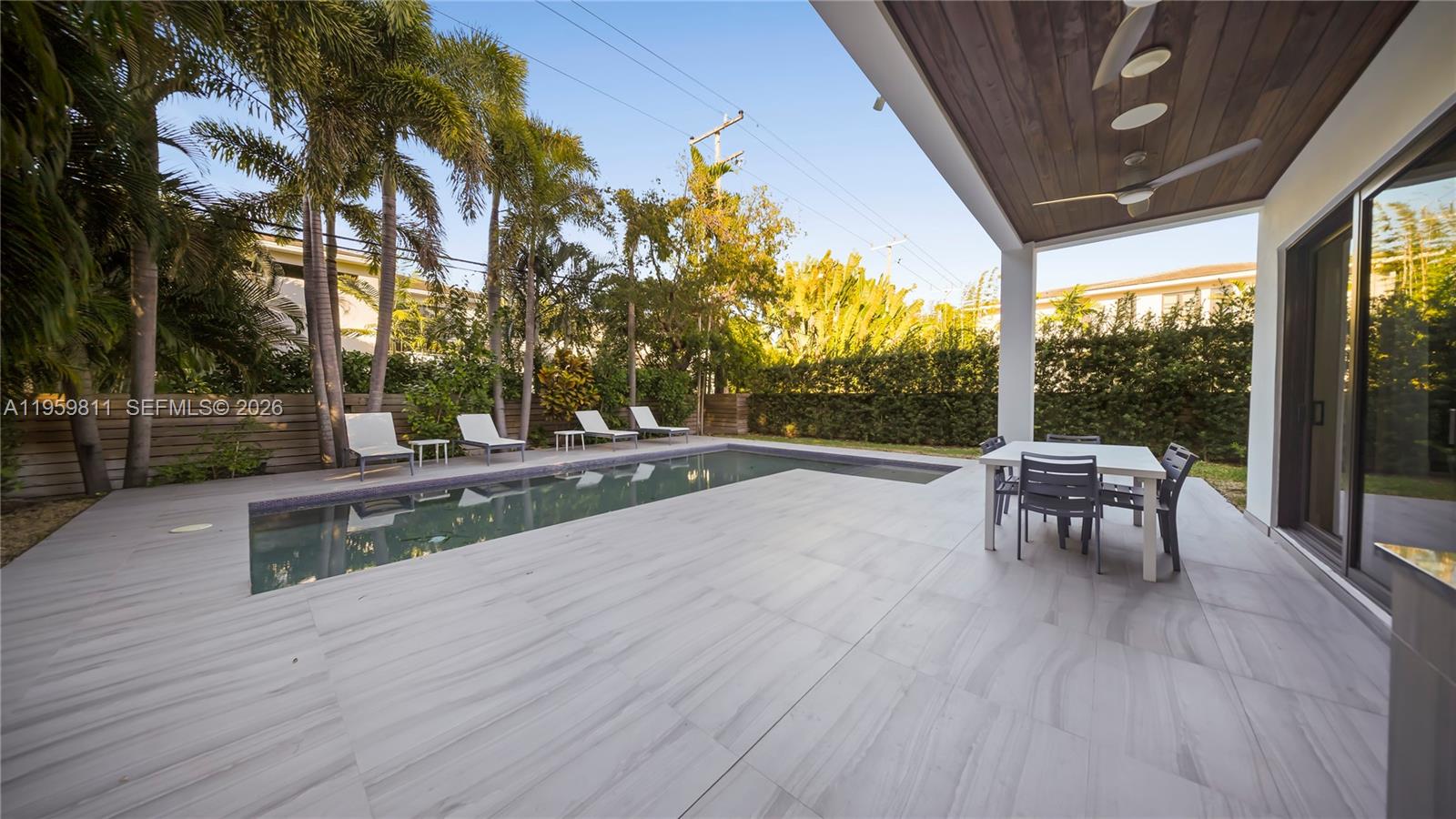 MIDDLE RIVER PARK - Residential