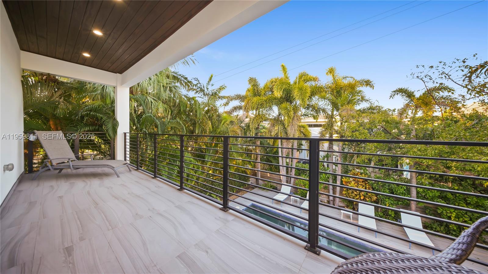 MIDDLE RIVER PARK - Residential