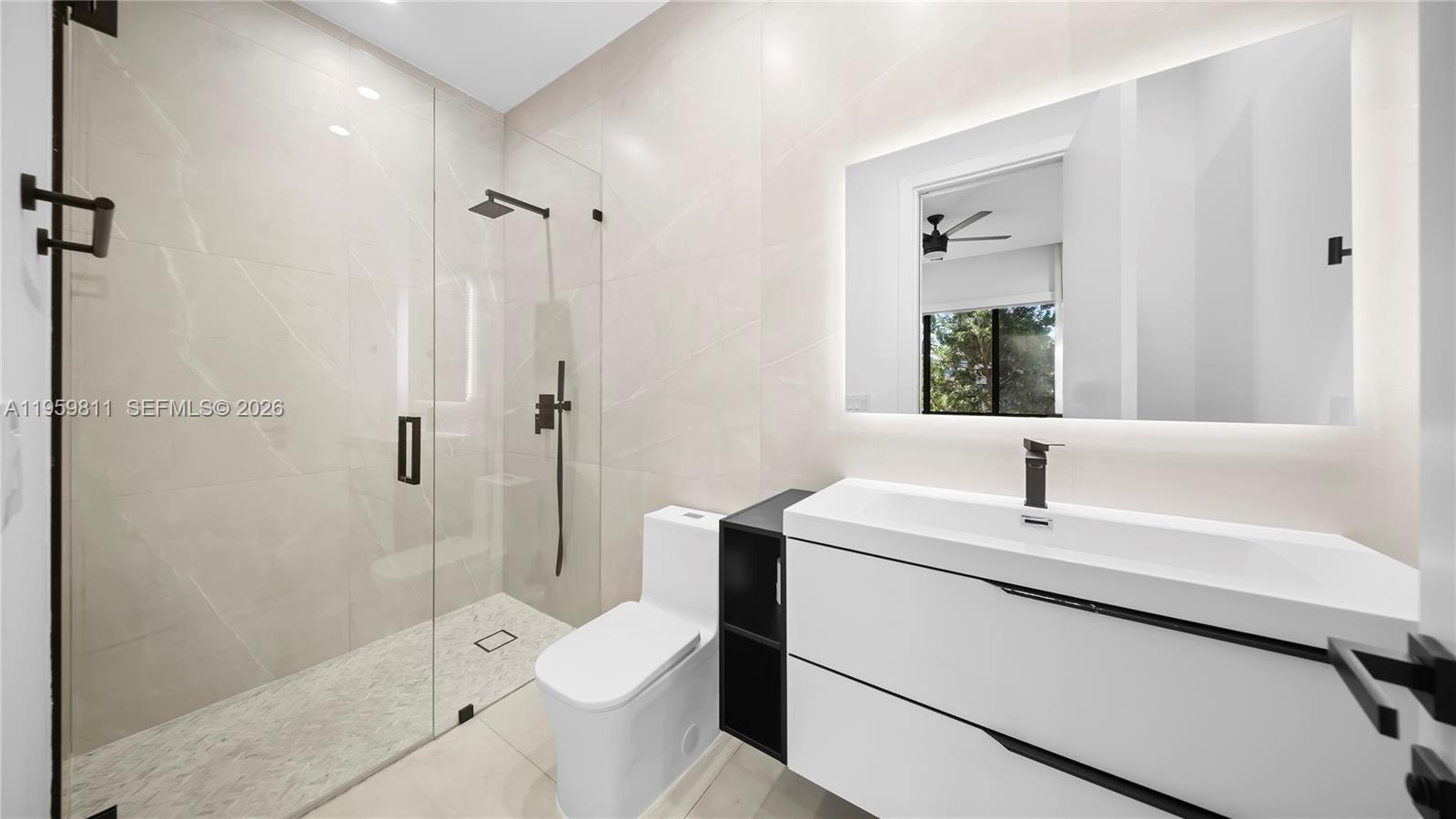 MIDDLE RIVER PARK - Residential