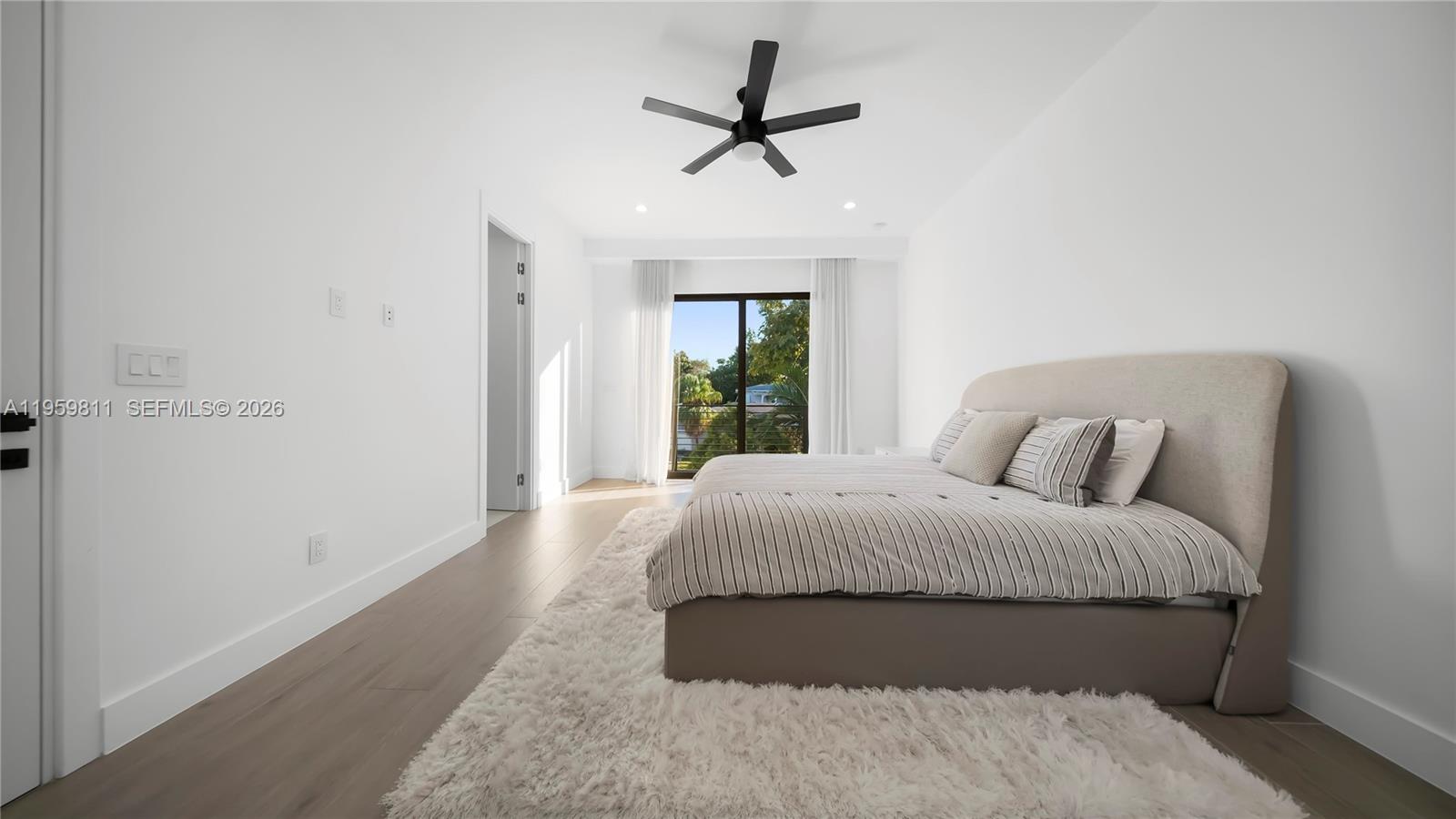 MIDDLE RIVER PARK - Residential