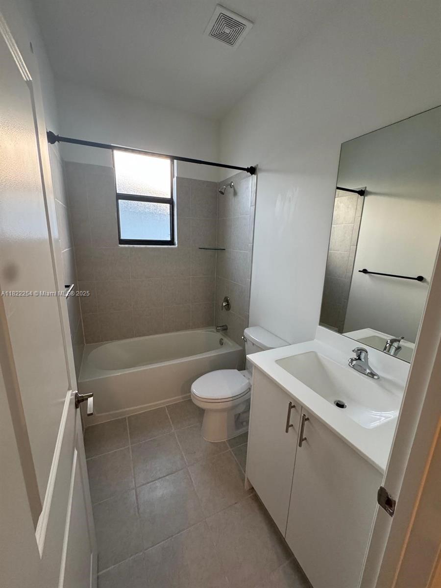PINE ISLE BY Lennar - Residential Lease