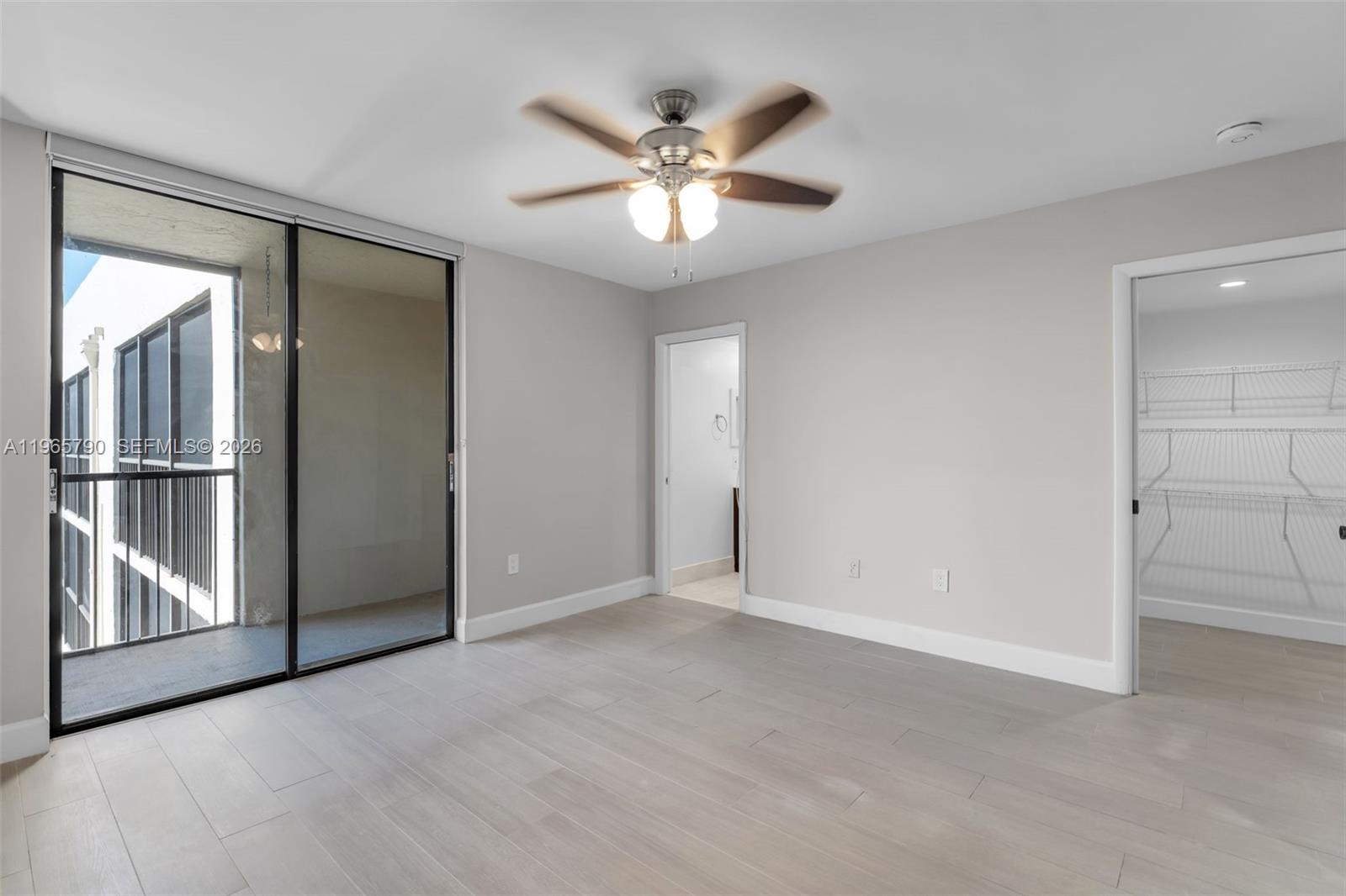 THE HORIZONS CONDO #3 - Residential