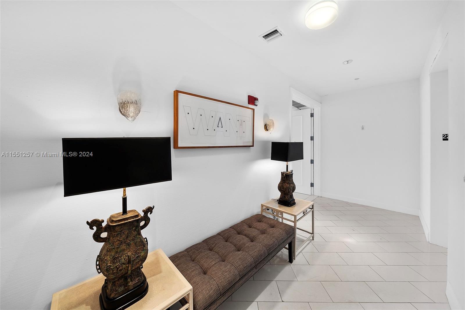 CONTINUUM ON SOUTH BEACH - Residential