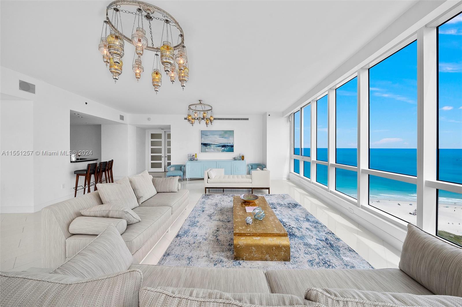 CONTINUUM ON SOUTH BEACH - Residential
