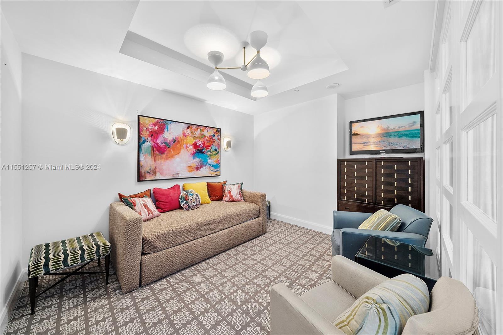 CONTINUUM ON SOUTH BEACH - Residential