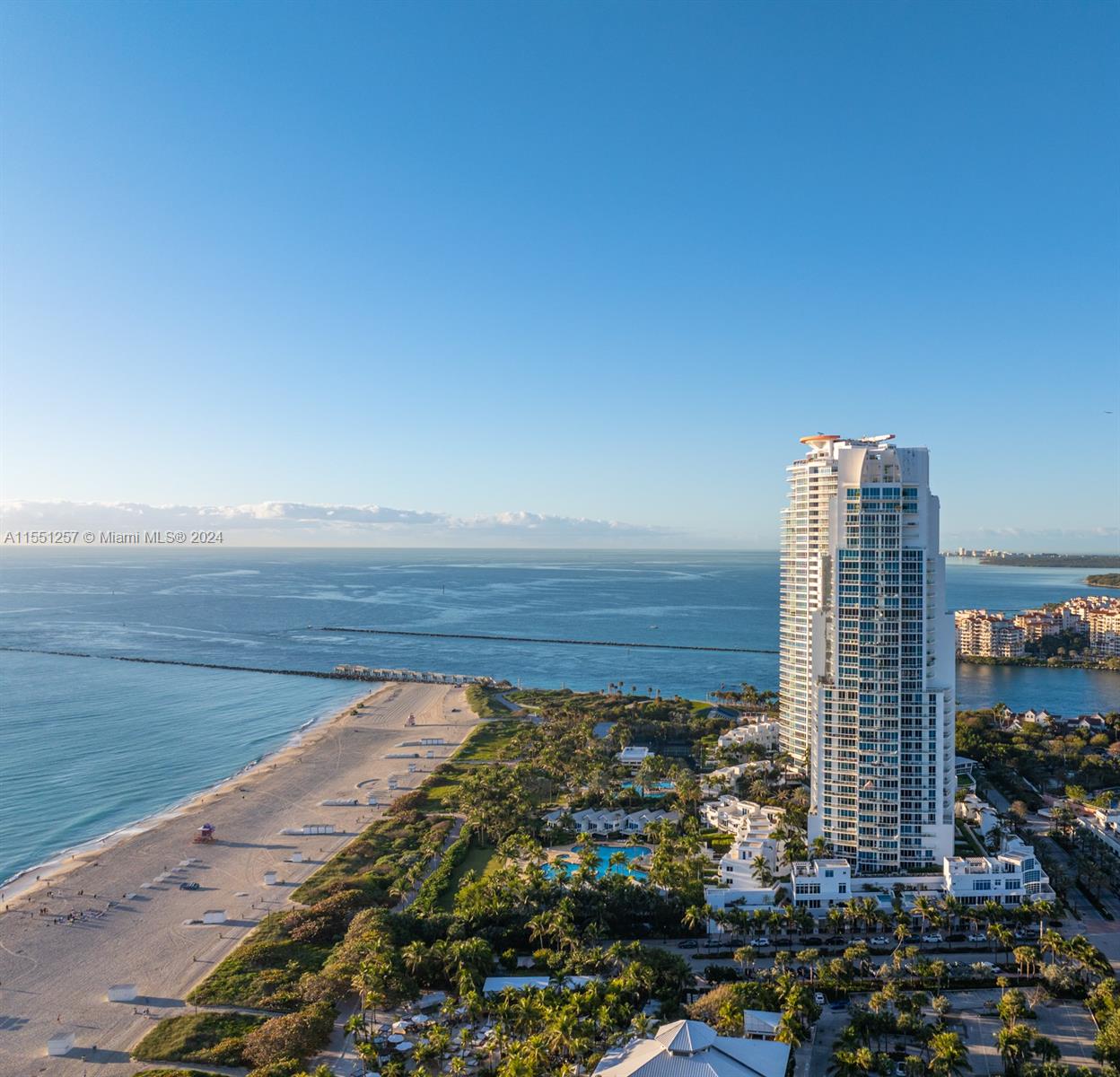 CONTINUUM ON SOUTH BEACH - Residential