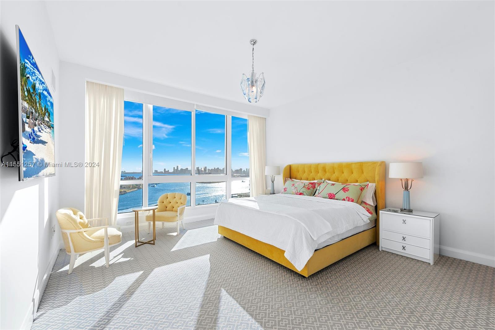 CONTINUUM ON SOUTH BEACH - Residential