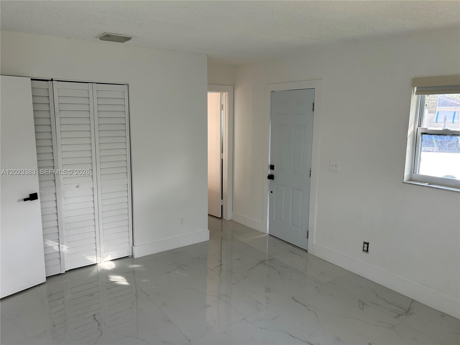 Dania Beach - Residential Income