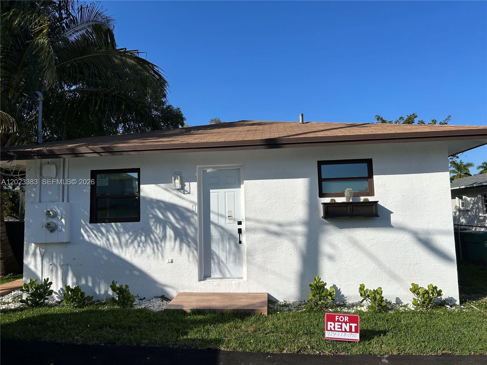 Dania Beach - Residential Income