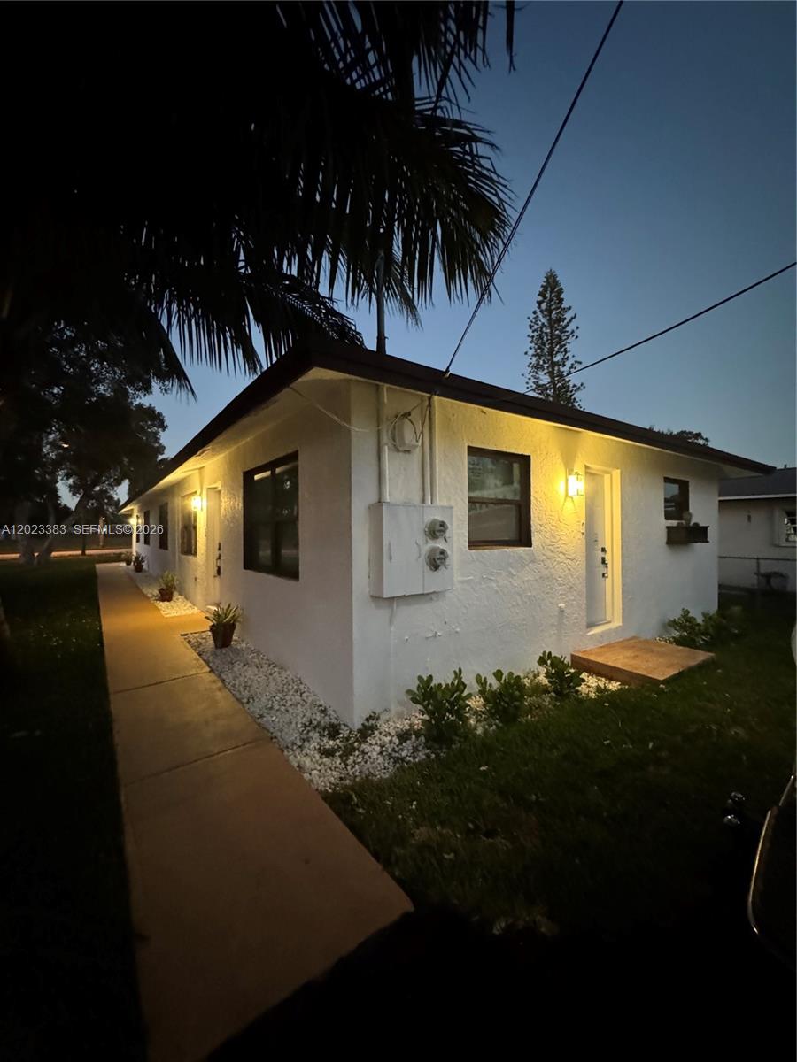 Dania Beach - Residential Income
