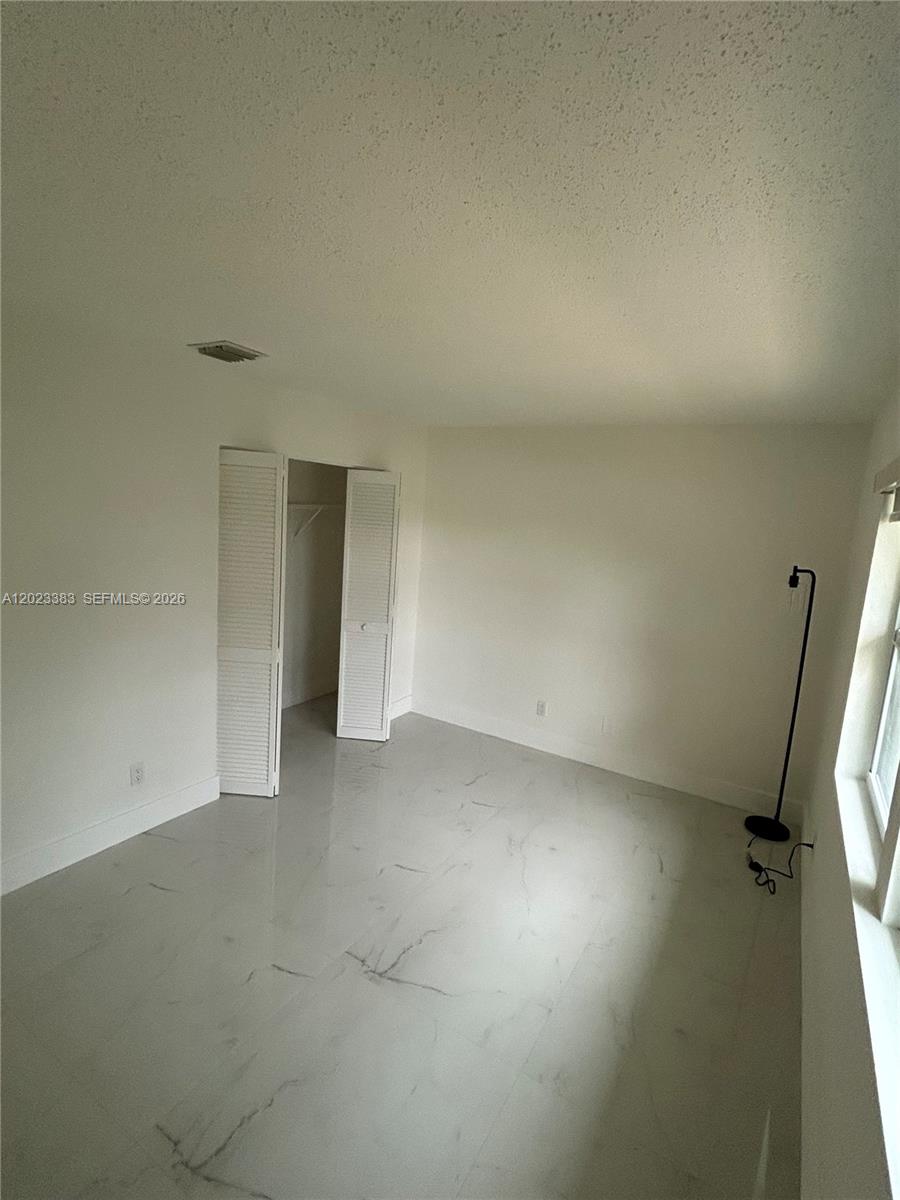 Dania Beach - Residential Income