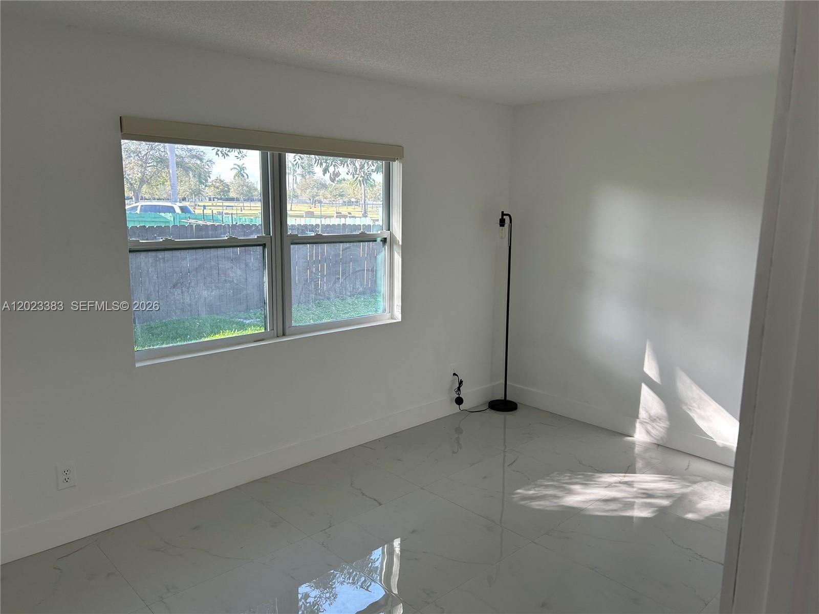 Dania Beach - Residential Income