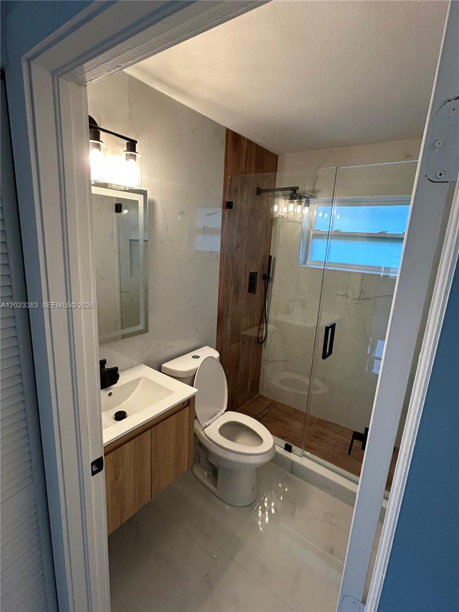 Dania Beach - Residential Income