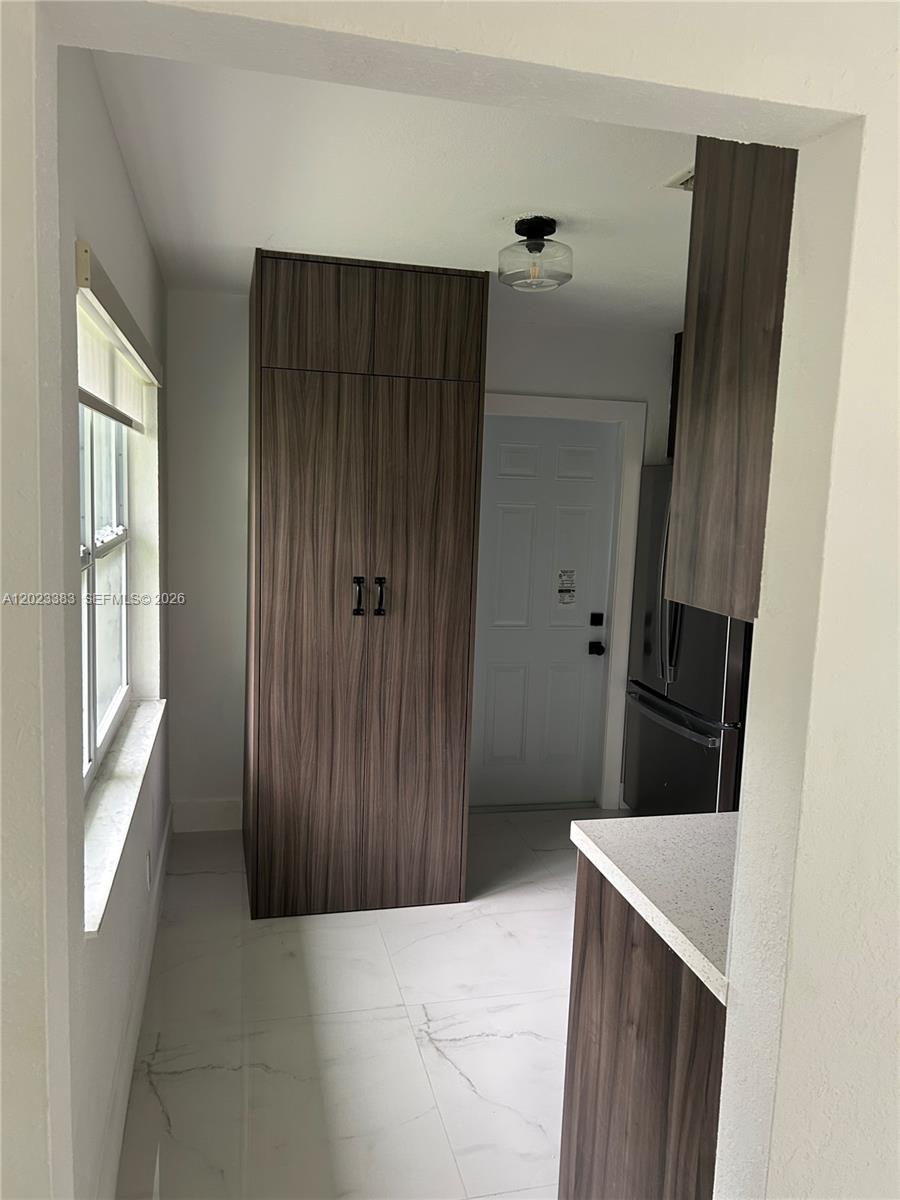 Dania Beach - Residential Income
