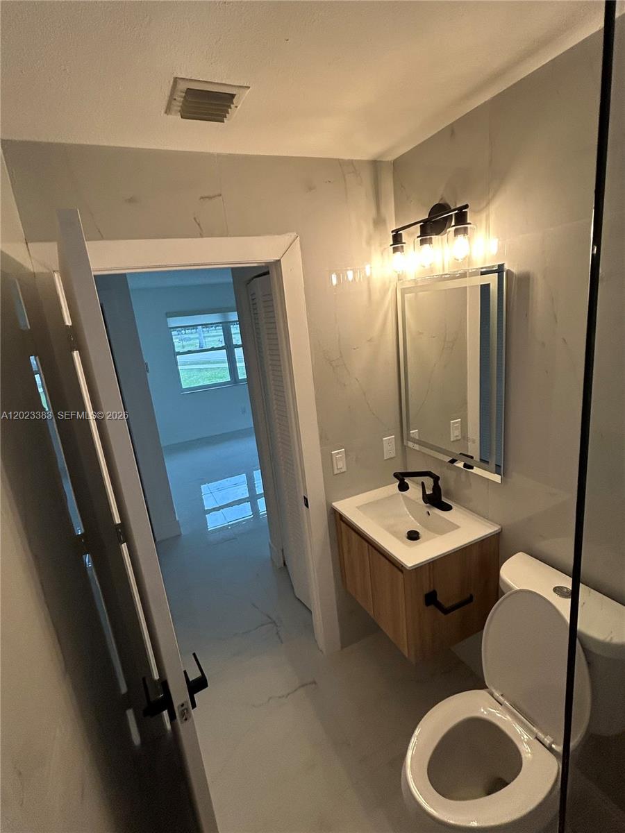 Dania Beach - Residential Income