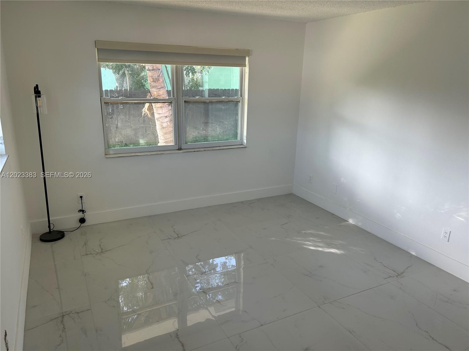 Dania Beach - Residential Income