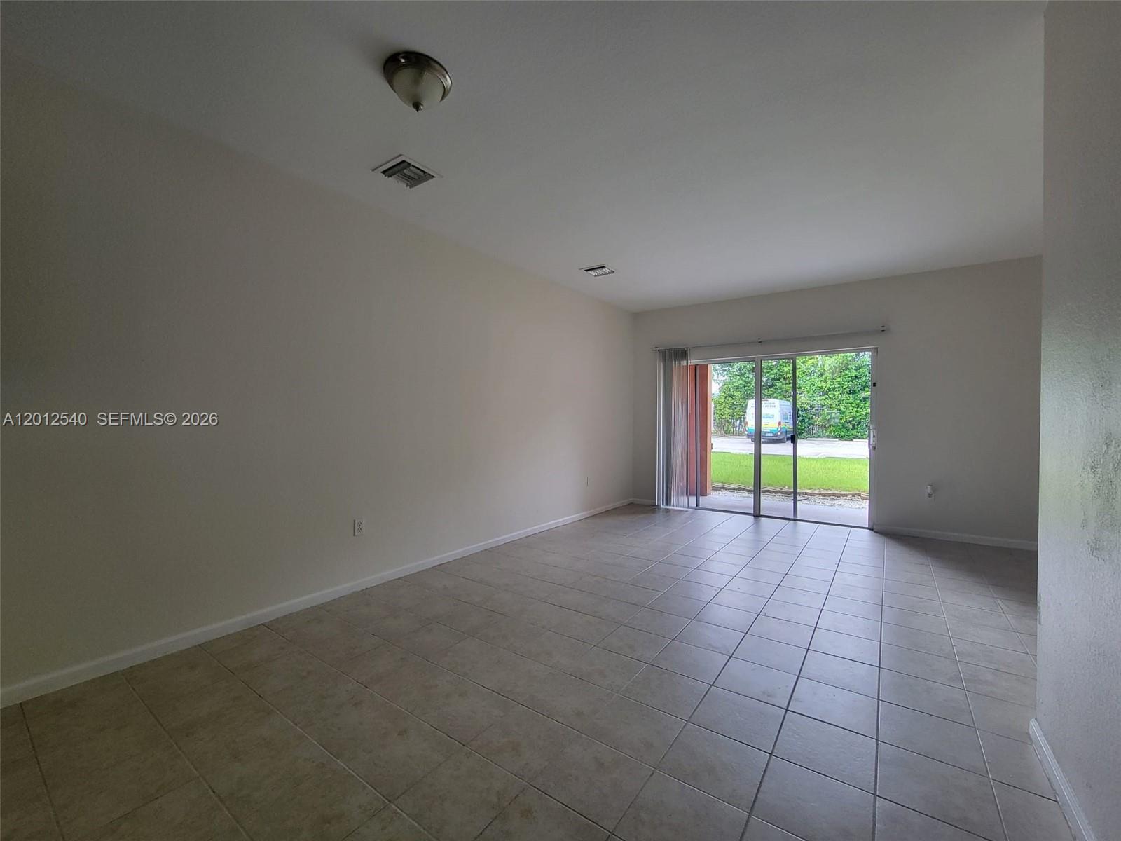 SOLABELLA CONDO - Residential Lease