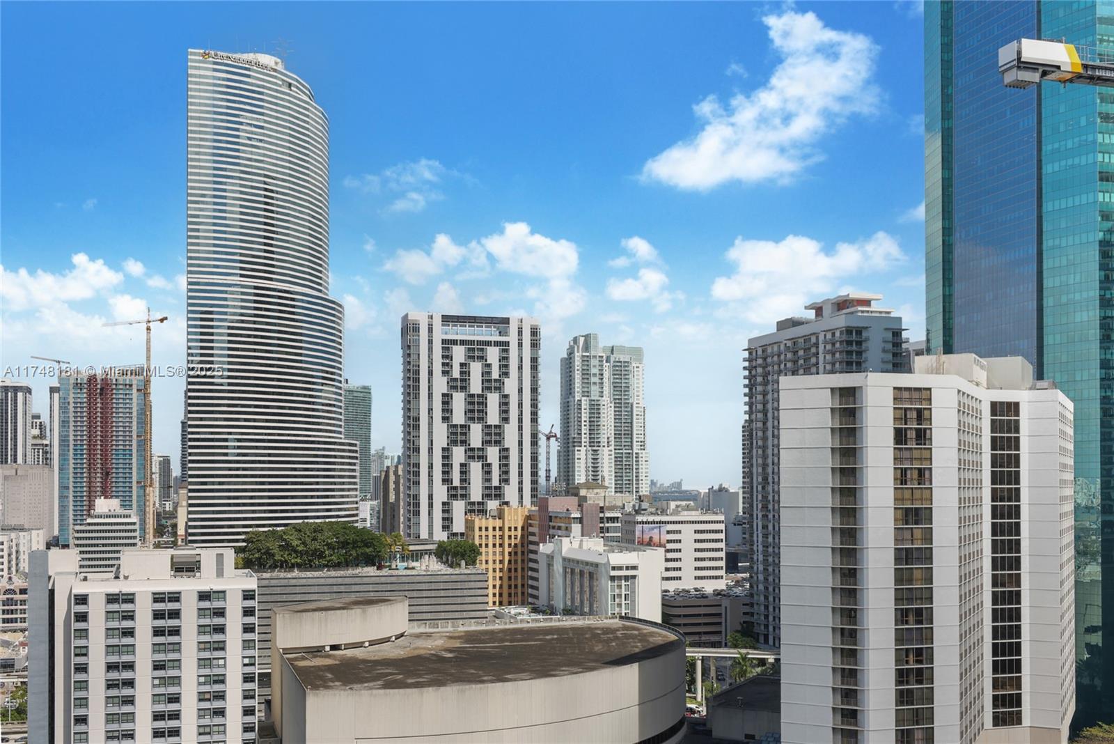 BRICKELL ON THE RIVER - Residential