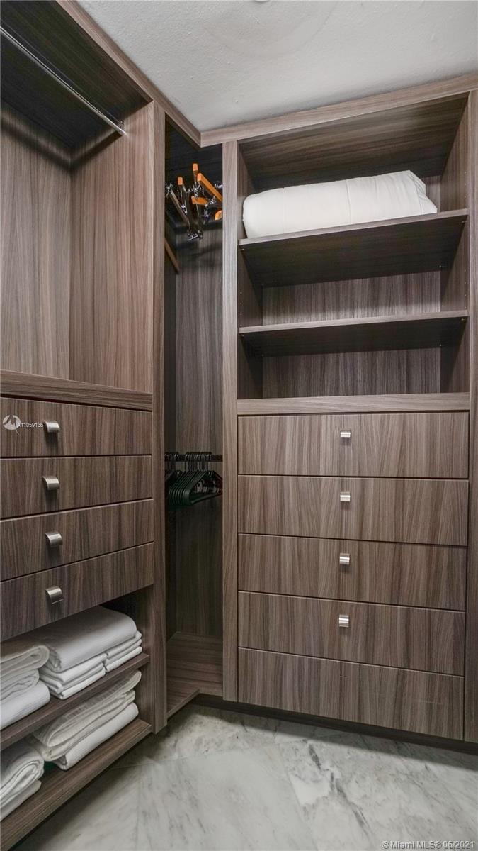 CORAL GABLES RIV SEC PT 1 - Residential