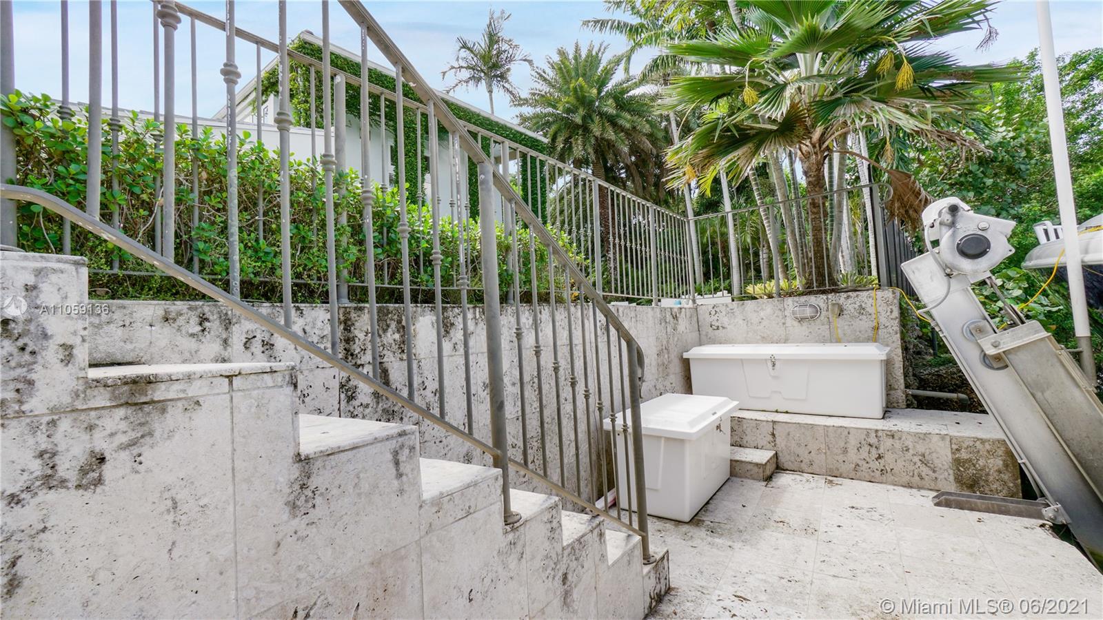 CORAL GABLES RIV SEC PT 1 - Residential