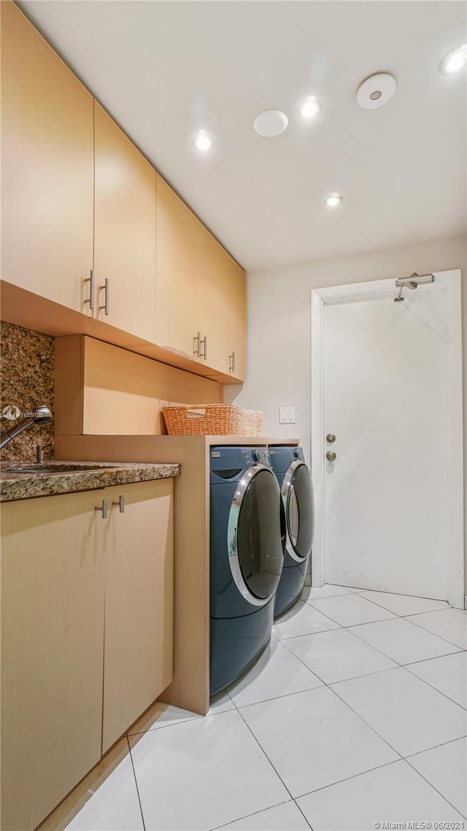 CORAL GABLES RIV SEC PT 1 - Residential