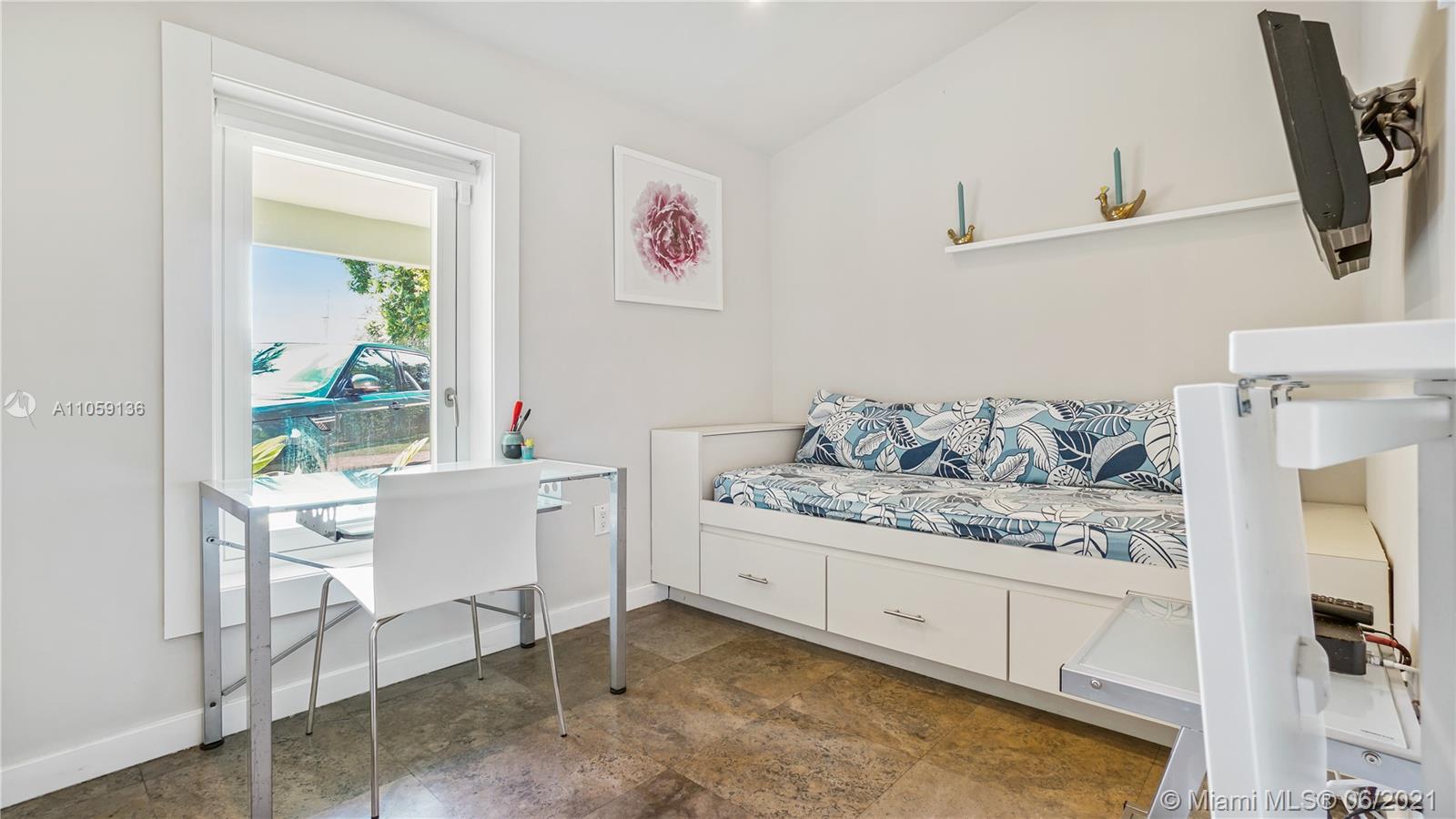 CORAL GABLES RIV SEC PT 1 - Residential