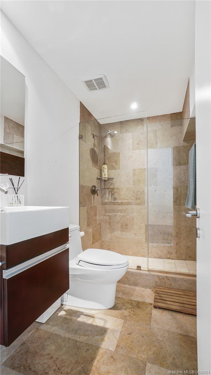 CORAL GABLES RIV SEC PT 1 - Residential