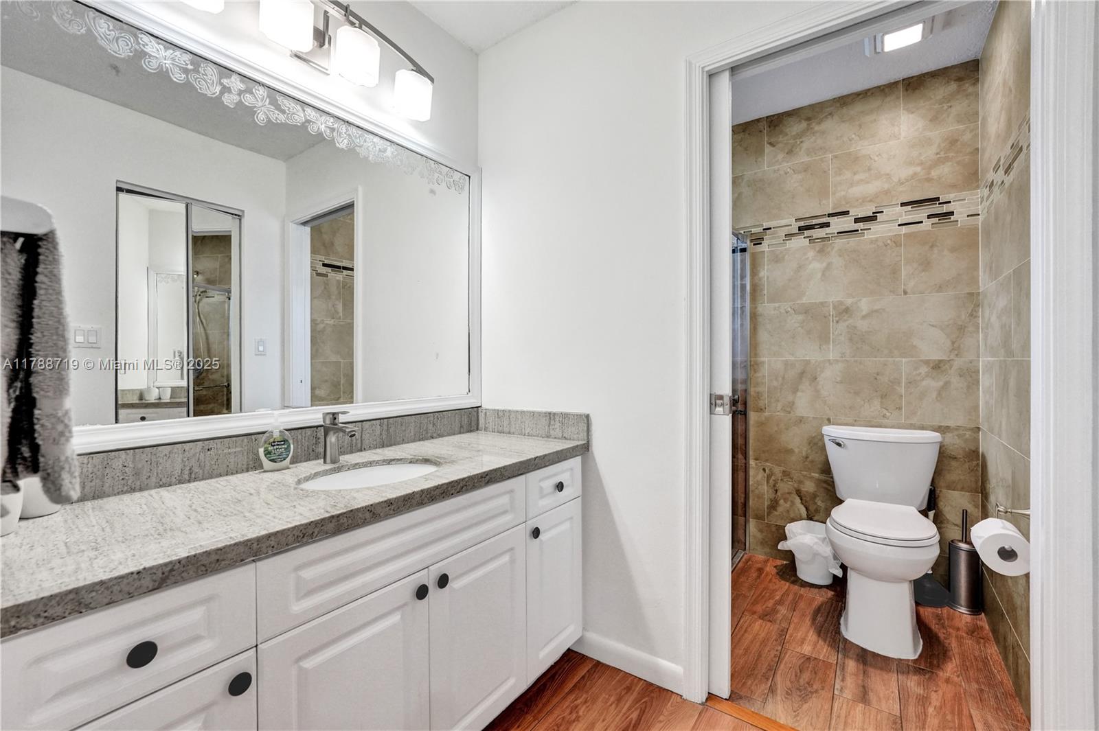 HAWTHORN - Residential Lease