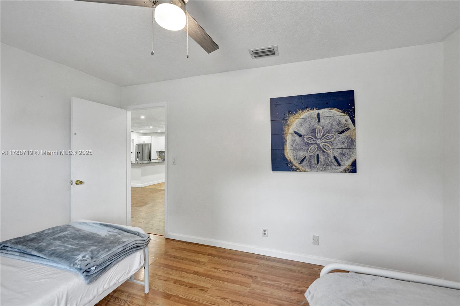 HAWTHORN - Residential Lease