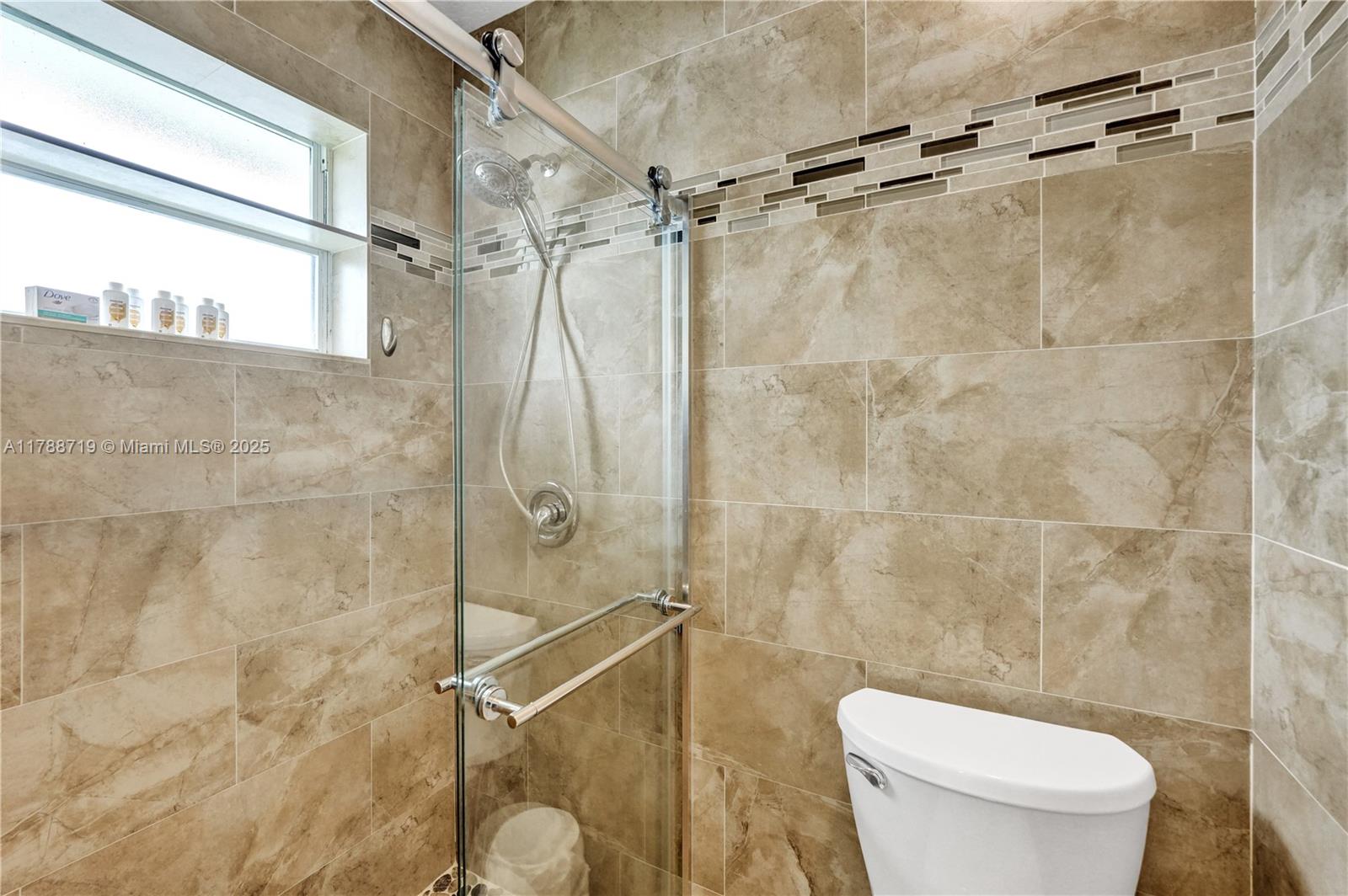 HAWTHORN - Residential Lease